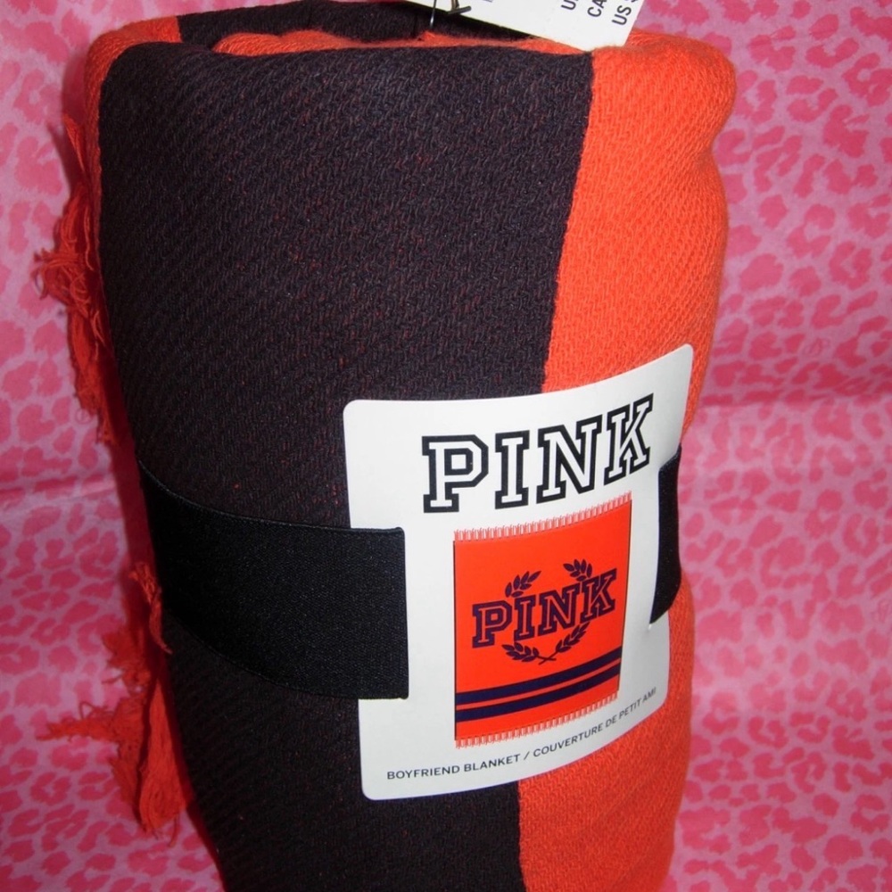 Victoria's Secret PINK Boyfriend Blanket New $49 Tags NWT VS Logo Throw 50X60